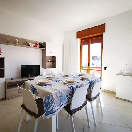 Vico Zona Spiagge アパート ガリポリ